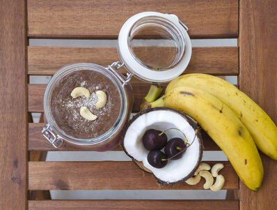 Kokosöl-Cashew-Creme im Glas