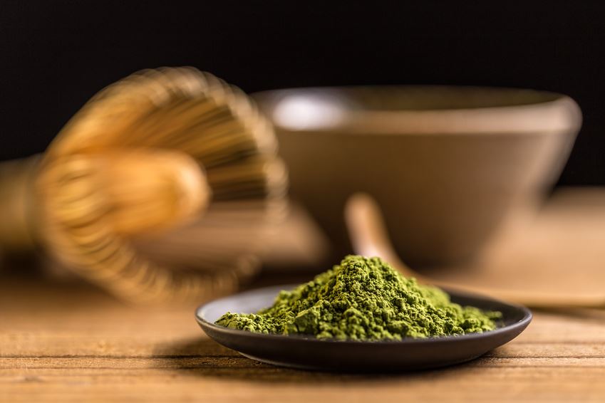 Matcha Tee mit Kokosöl