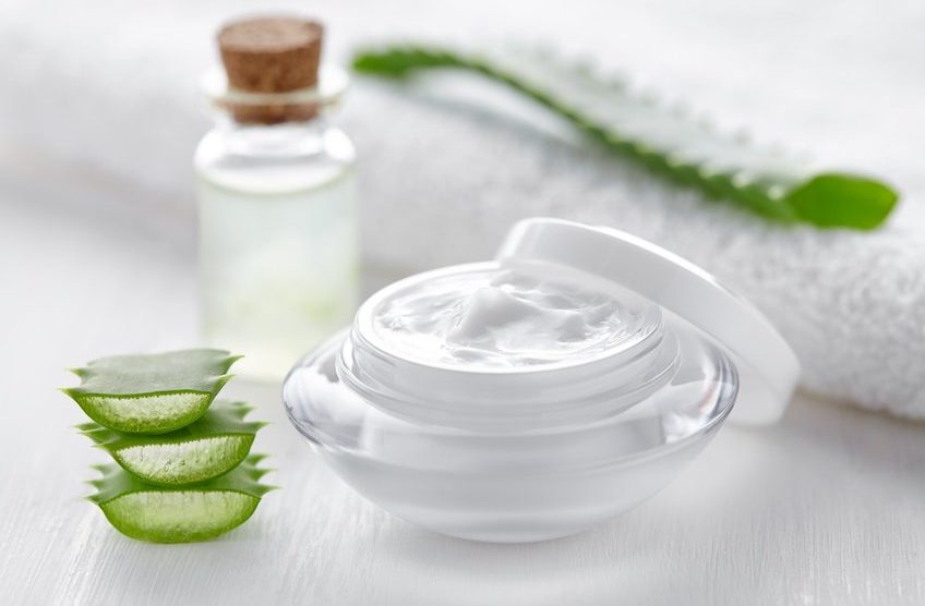 Kokosnussöl und Aloe Vera